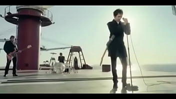 Muse starlight oficial video form the á black holes and reveletions of muse Muse starlight oficial video form the á black holes and reveletions of muse