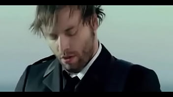 Muse starlight oficial video form the á black holes and reveletions of muse