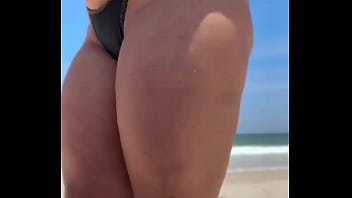 Uma Coroa Sem Vergonha A Luz Do Dia thumbnail