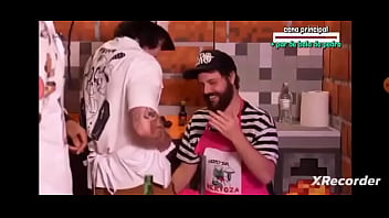 Orochinho do canal orochidois mostra ovo