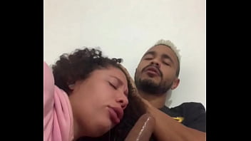 Me fez engasgar gostoso rock fudeu minha garganta até gozar Me fez engasgar gostoso rock fudeu minha garganta até gozar