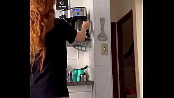 Bom dia vai um café ai