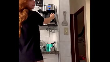 Bom dia vai um café ai