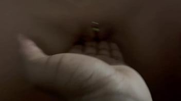 Voltei do club toda bronzeada e gostosa meu corninho quer que os machos do club venham me foder no pelo e ainda gozar dentro de mim