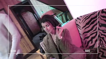 Brunette mature slut fucking and forusome