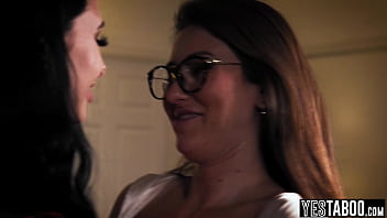 Slender lesbian hottie seduces and fucks a former classmate to make up for being a bully Slender lesbian hottie seduces and fucks a former classmate to make up for being a bully