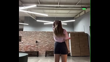 Extreme fingering in the toilet