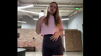 Extreme fingering in the toilet