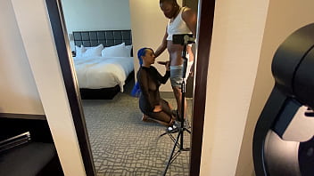 Sucking all the nut outta this dick