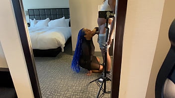 Sucking all the nut outta this dick