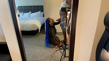 Sucking all the nut outta this dick