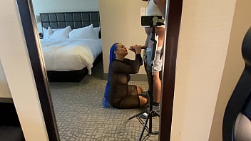 Sucking all the nut outta this dick