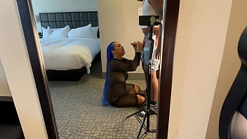 Sucking all the nut outta this dick