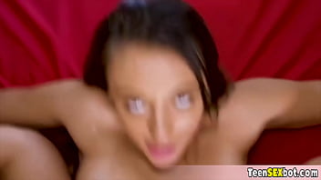 Long legged cute stepsis gets her pussy cremapied