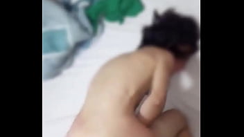 Na bundinha arde muuito nao aguentei e pulei fora