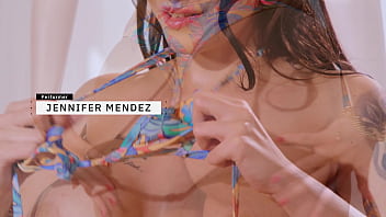 Jennifer mendez is a curvy creampie loving hottie