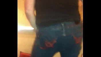 High dumb white slut entertaining the neighborhood