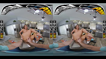 Virtual porn danny steele makes out with his stepmom richelle ryan before telling her he failed his exam