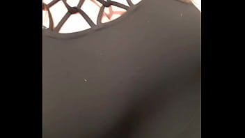 Ce soir c'était resto gastronomique avec le boulot tu aimes ma tenue