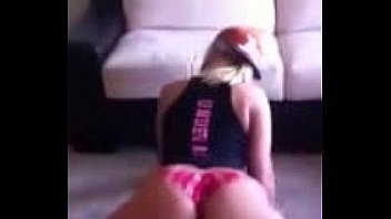 Naughty Blonde White Teen With A Great Ass Shows Off Her Twerking Skils thumbnail