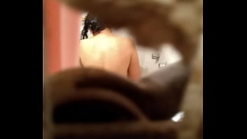 Gran Culo En El Baño thumbnail