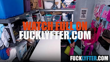 His ex credit got her a big dick