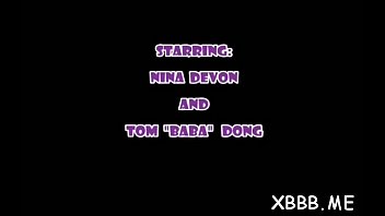 Tempting floozy fucked by boyfriend