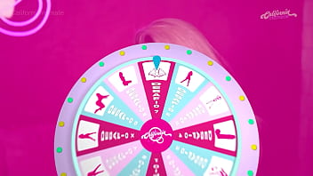 Loira gostosa tocando siririca