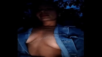 El sonido del riola complicidad de la nocheel calor de la corriendo por mis venasy las ganas de sentir tus manos