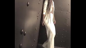 Sneak peek of the photoshoot with sujarta #photoshootpreview #creativevibes #sujartacollab #anuskatzz #anuskat