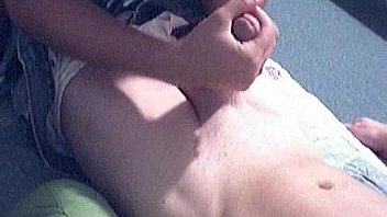 Fitness model gives blowjob to her boyfriend on webcam