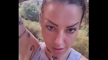 Coucou mes petits cœurs comment ça va lundi je serai en live à partir de