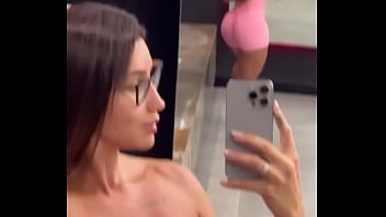 De ontem a academia parou pra me olhar eu adoro agathaliraofficiall