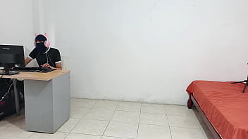 I masturbate my cock after my stepsister gets me horny