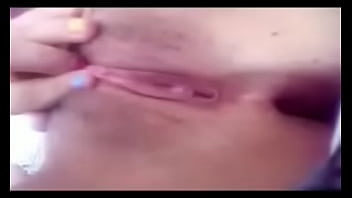 Se masturba mi puta