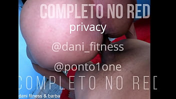 Buceta ficou meladinha de porra