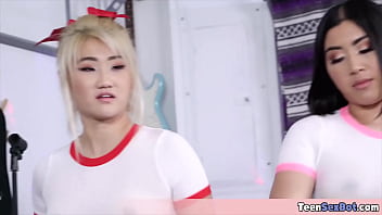 Japaneseteen music band gets fucked