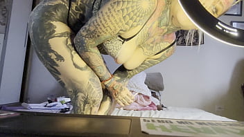 Punkloka em casa trampando no camera prive quer ver completo no angulo certo chama no provacy pesquise o nome