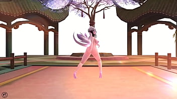 Chica de cabello blanco bailando en bikini rosa y