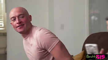 Stepbrother "you have a hole in you leggings i can literally see your pussy" s18 e4 family taboo