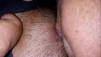 Le como toda la vagina a mi hermanastra susy