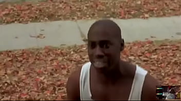 Negro chocolatito no sabe dónde está y está ofreciendo chupadas por información