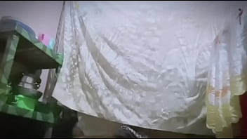 Baiser avec sa robe sexy