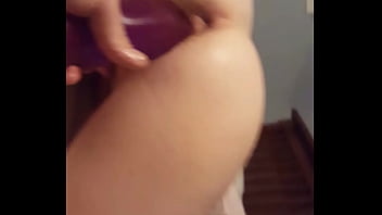 Stretching wifes pussy