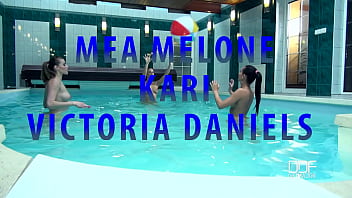 Angels love cock three stunning bombshells share one dick