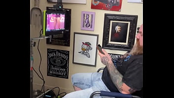 Have you guys seen what rickygreenwoodx watches on his private cam