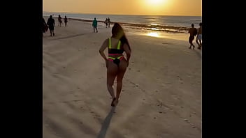 Corno mostrando sua gata