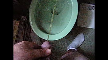 Small dick pissing