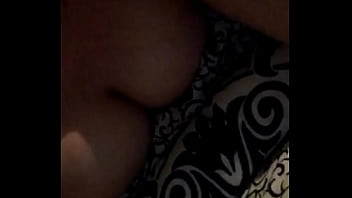 Gorda Enseñando Las Tetas Y Masturbándose En Meetme thumbnail