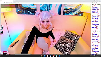 Hentai performs on cam